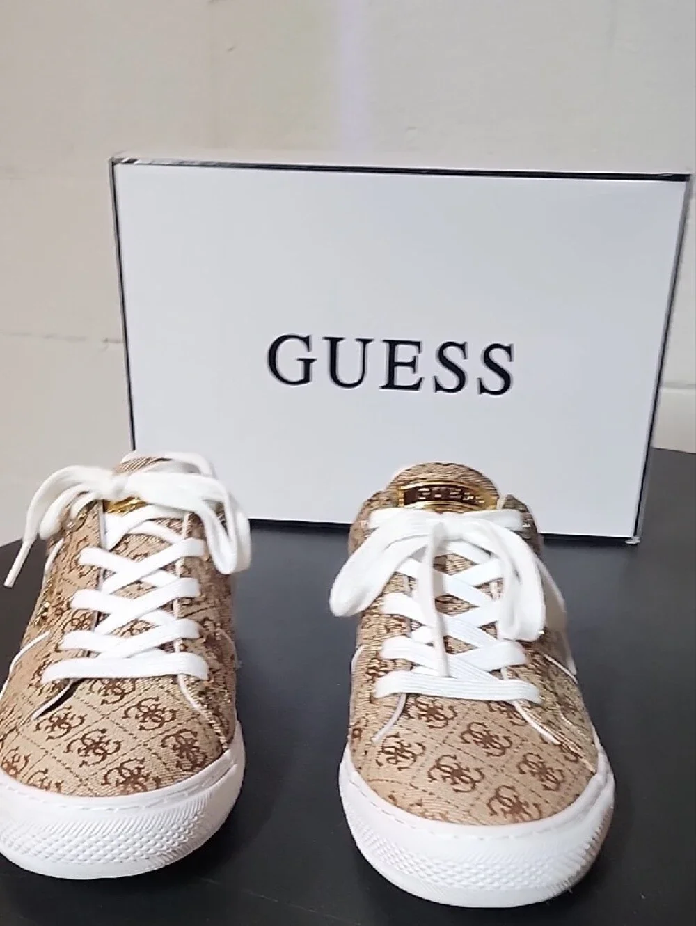 GUESS Beige Monogram Low-Top Sneakers